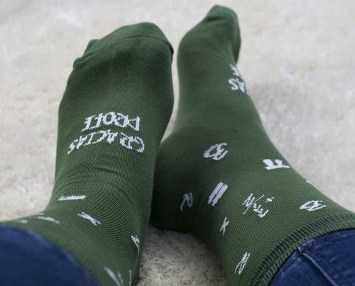 calcetines-profe-verde-regalo-original-uvepersonal